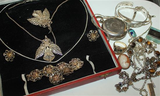 Suite of filigree silver, 2 pocket watches etc